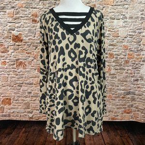 NWT Heimish Animal Print Long Sleeve Top